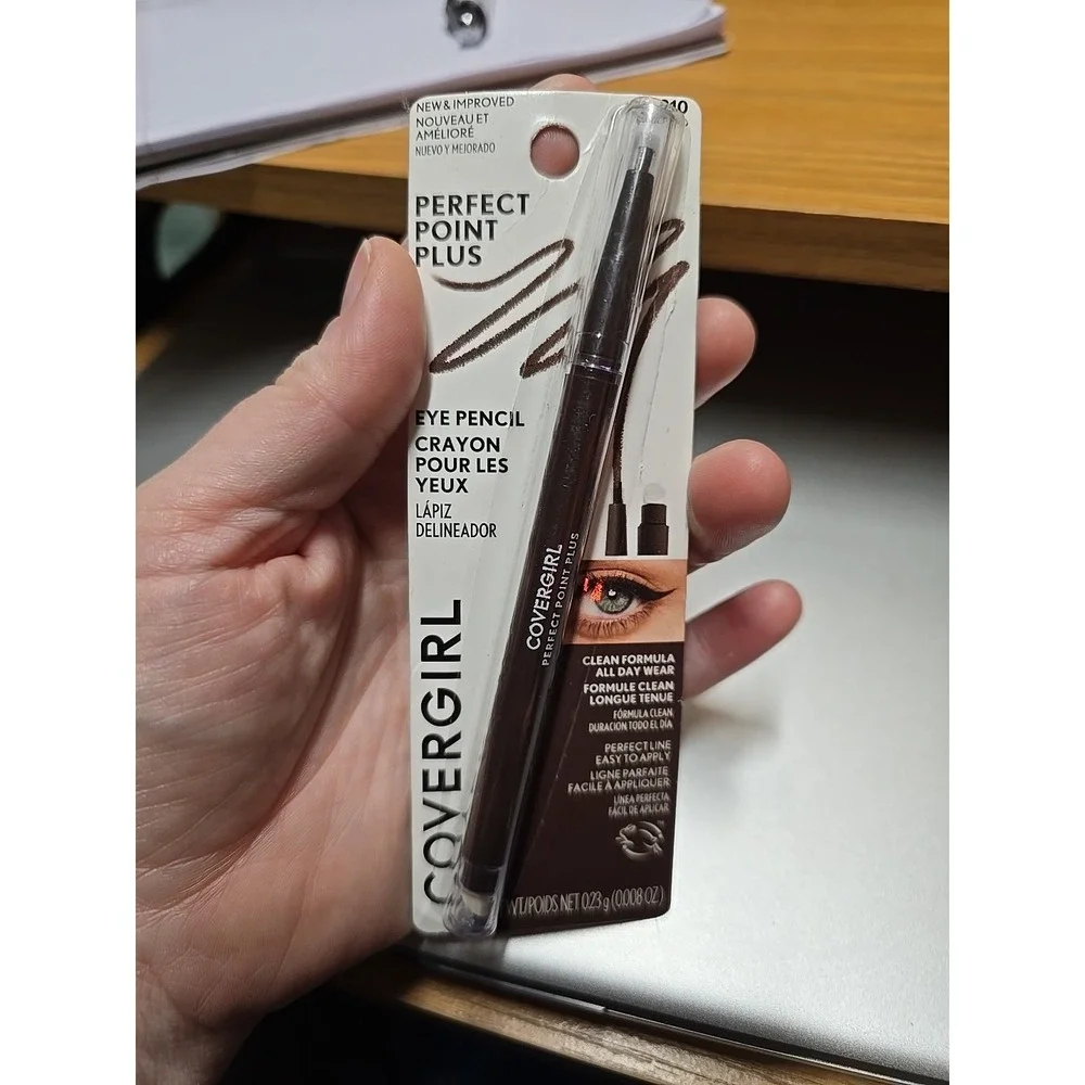 COVERGIRL Point Plus Self-sharpening Eye Pencil Espresso 210 - Brown Pkg Damage